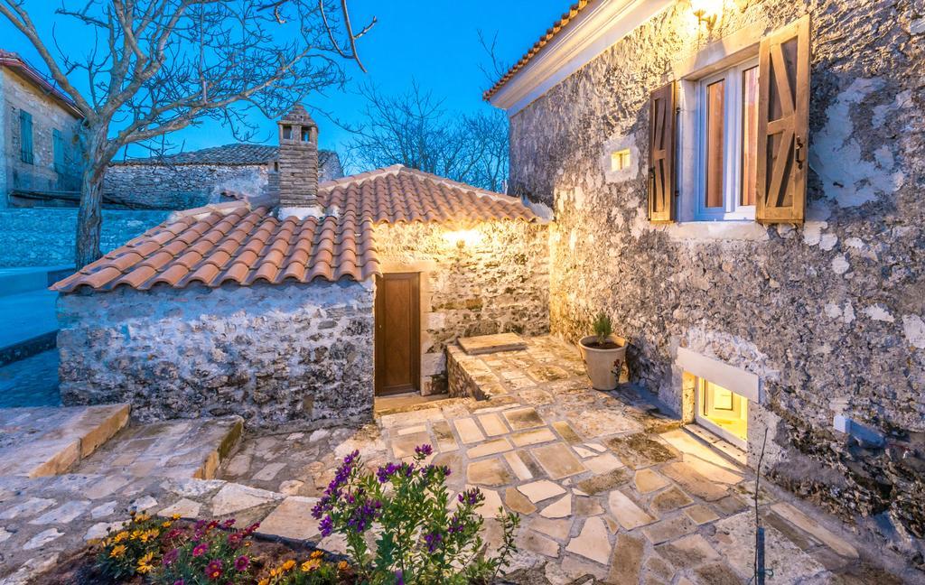 Villa Callisto- Elegant Restored Villa With Pool Γύρι Εξωτερικό φωτογραφία