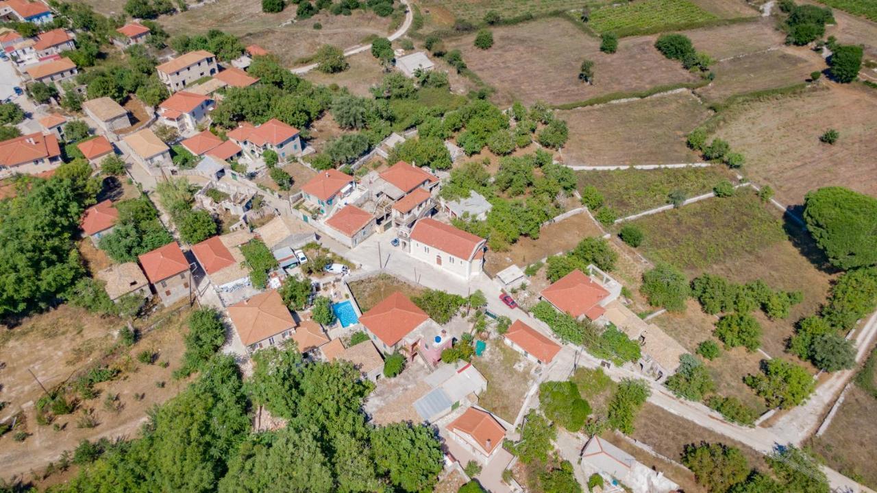 Villa Callisto- Elegant Restored Villa With Pool Γύρι Εξωτερικό φωτογραφία